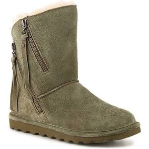 Bearpaw boots